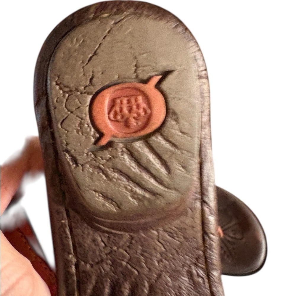 BORN Leather Thong Sandals in Burnt Orange - Women's Slip-On sz 7 preloved - Picture 4 of 9